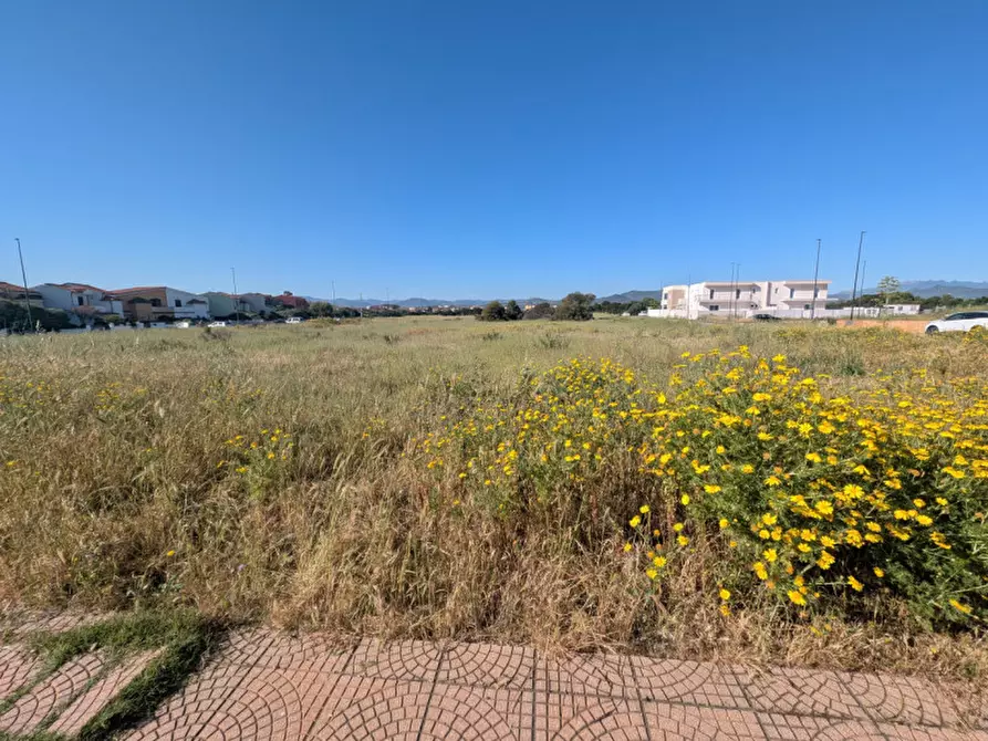 Immagine 2 di Terreno in vendita  in Via Nilde Jotti a Olbia