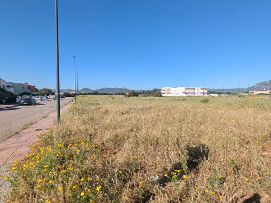Immagine 8 di Terreno in vendita  in Via Nilde Jotti a Olbia