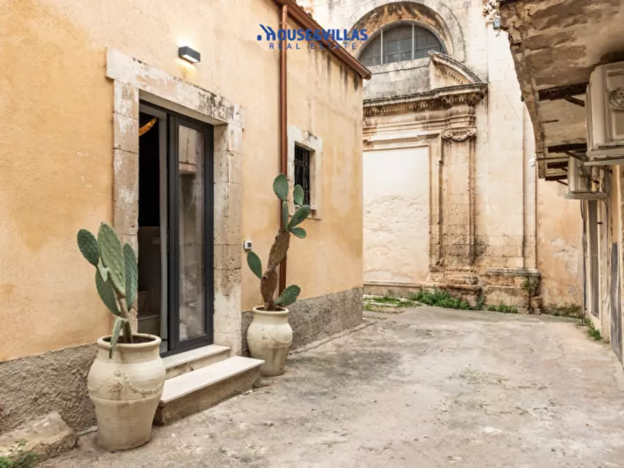 Immagine 2 di Casa indipendente in vendita  in crocifisso noto a Noto