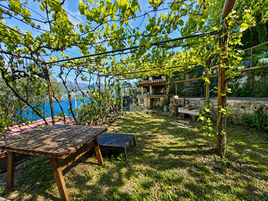 Immagine 7 di Terreno in vendita  in Via Ugo Foscolo a Brenzone