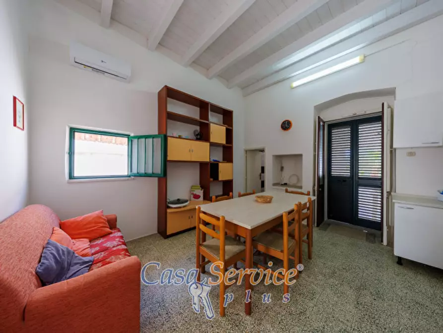 Immagine 3 di Villa in vendita  in Via Rizzo a Racale
