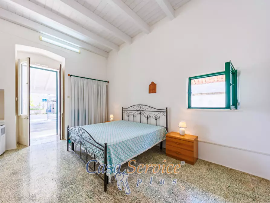 Immagine 5 di Villa in vendita  in Via Rizzo a Racale
