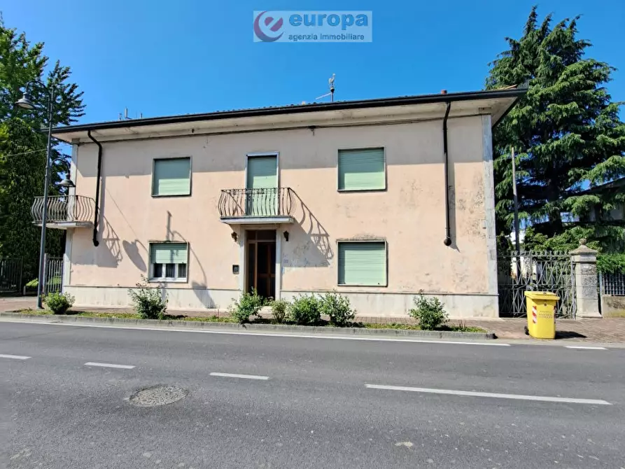 Immagine 2 di Casa indipendente in vendita  in Via Alture a Torri Di Quartesolo