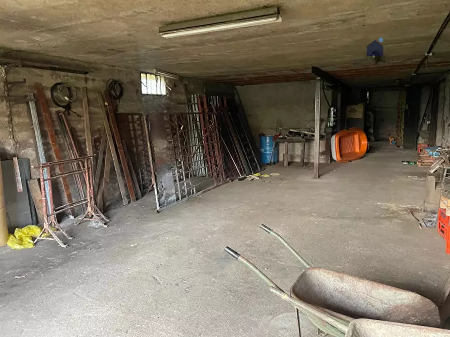 Immagine 6 di Magazzino in vendita  in Via Giovanni Pascoli 9 a Calvagese Della Riviera