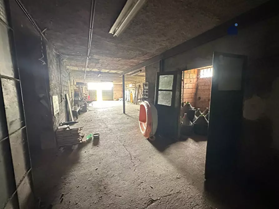 Immagine 10 di Magazzino in vendita  in Via Giovanni Pascoli 9 a Calvagese Della Riviera