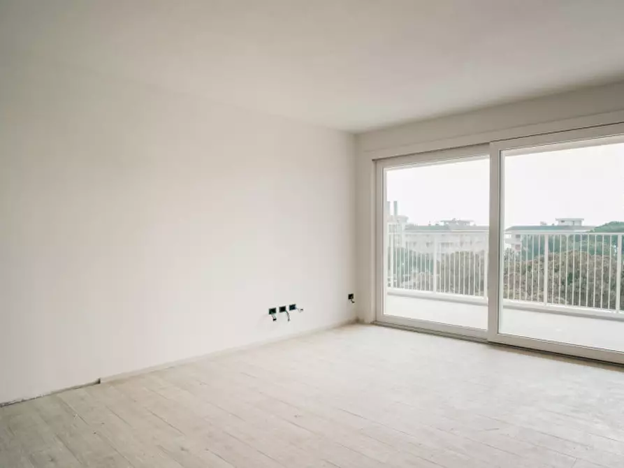Immagine 4 di Appartamento in vendita  in Via Olanda a Jesolo
