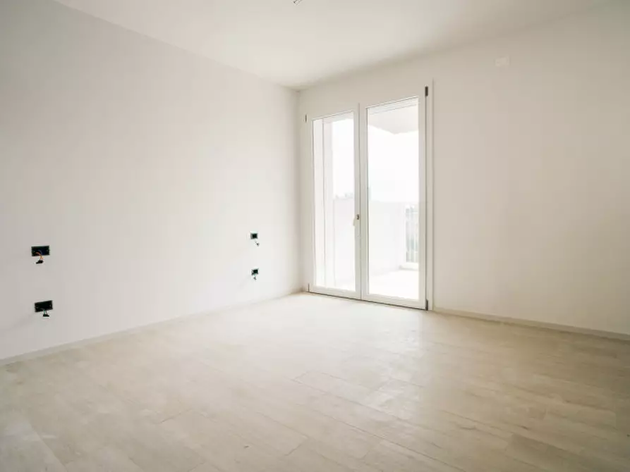 Immagine 11 di Appartamento in vendita  in Via Olanda a Jesolo