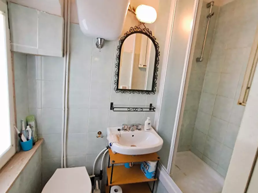 Immagine 9 di Appartamento in vendita  in Via Giacomo Matteotti a Tuoro Sul Trasimeno