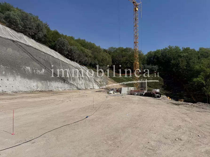 Immagine 18 di Appartamento in vendita  a Garda