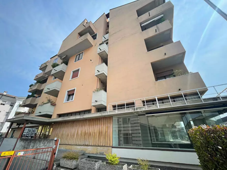 Immagine 34 di Appartamento in vendita  in Viale Verona a Vicenza