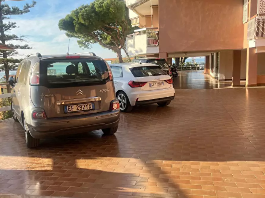 Immagine 7 di Posto auto in vendita  in Via Duca degli Abruzzi a San Remo