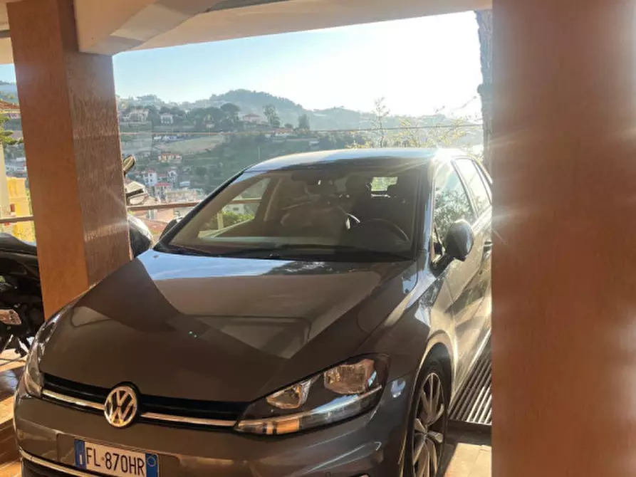 Immagine 10 di Posto auto in vendita  in Via Duca degli Abruzzi a San Remo