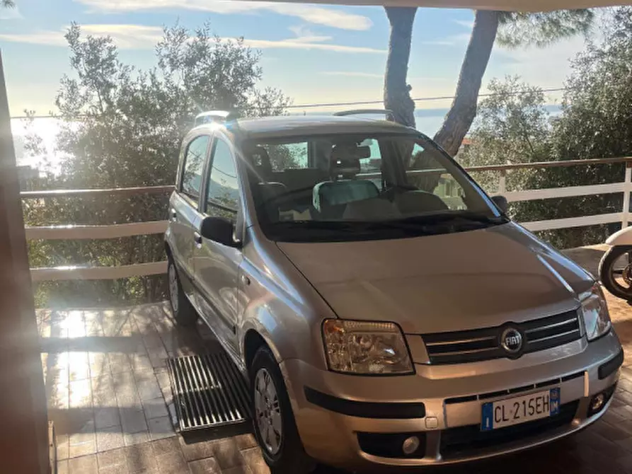 Immagine 12 di Posto auto in vendita  in Via Duca degli Abruzzi a San Remo