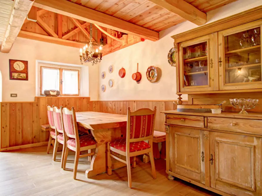 Immagine 7 di Rustico / casale in vendita  in Località Tres a Spiazzo