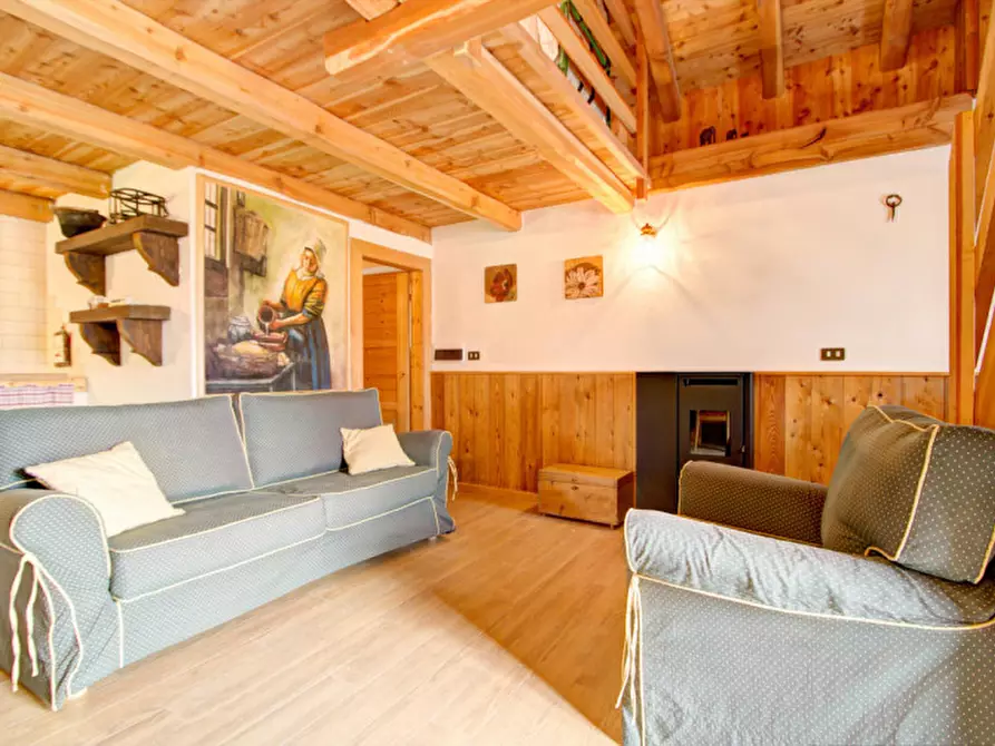 Immagine 9 di Rustico / casale in vendita  in Località Tres a Spiazzo