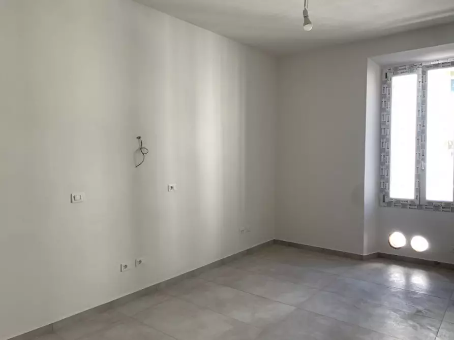 Immagine 2 di Appartamento in vendita  in VIA CASSIA a Firenze