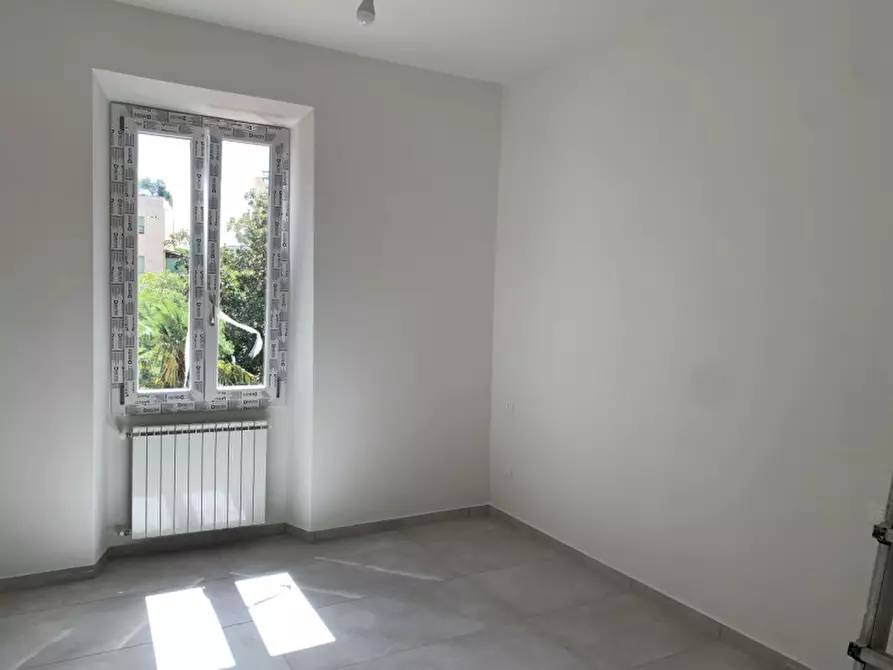 Immagine 12 di Appartamento in vendita  in VIA CASSIA a Firenze