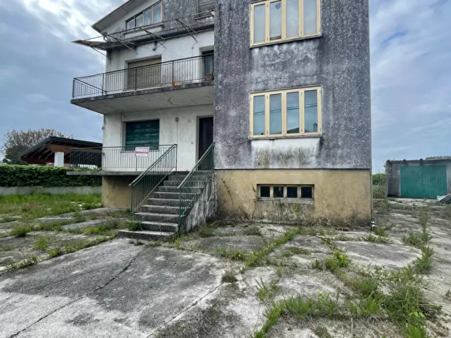 Immagine 6 di Rustico / casale in vendita  in Via Celso Costantini a Zoppola