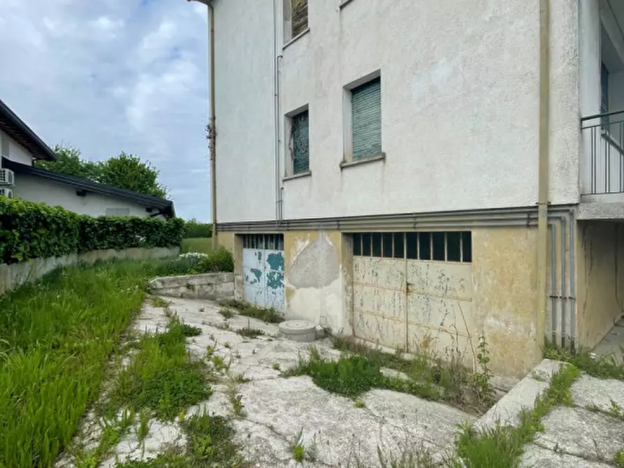Immagine 7 di Rustico / casale in vendita  in Via Celso Costantini a Zoppola