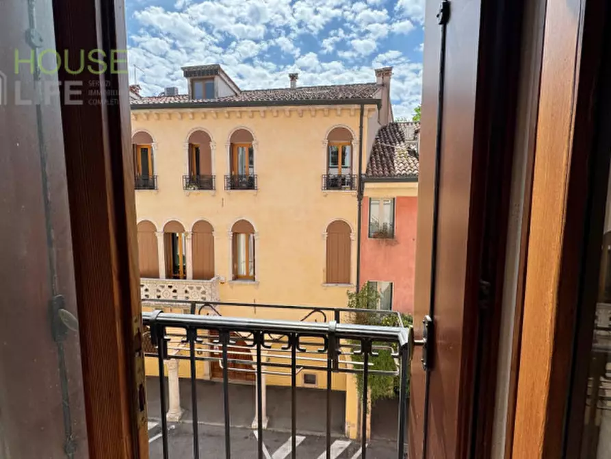 Immagine 12 di Appartamento in vendita  in Contrà lodi a Vicenza