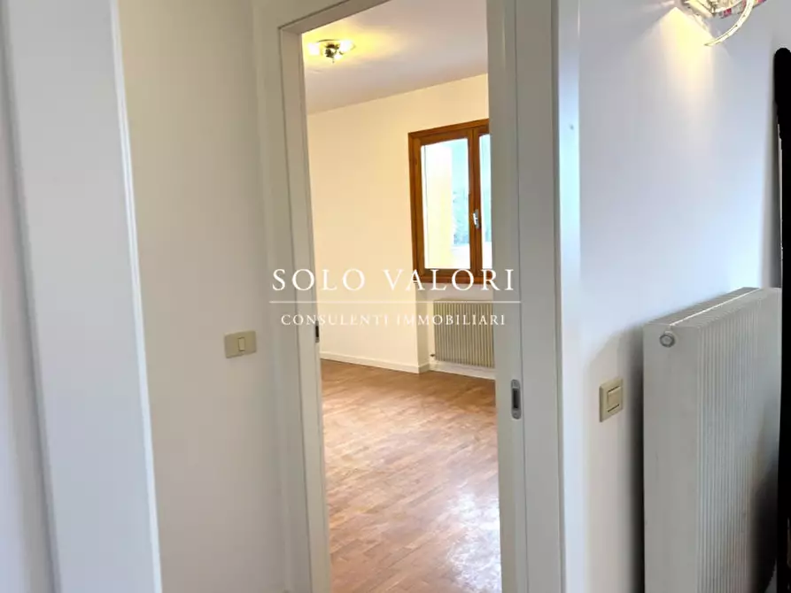 Immagine 3 di Appartamento in vendita  a Castelfranco Veneto