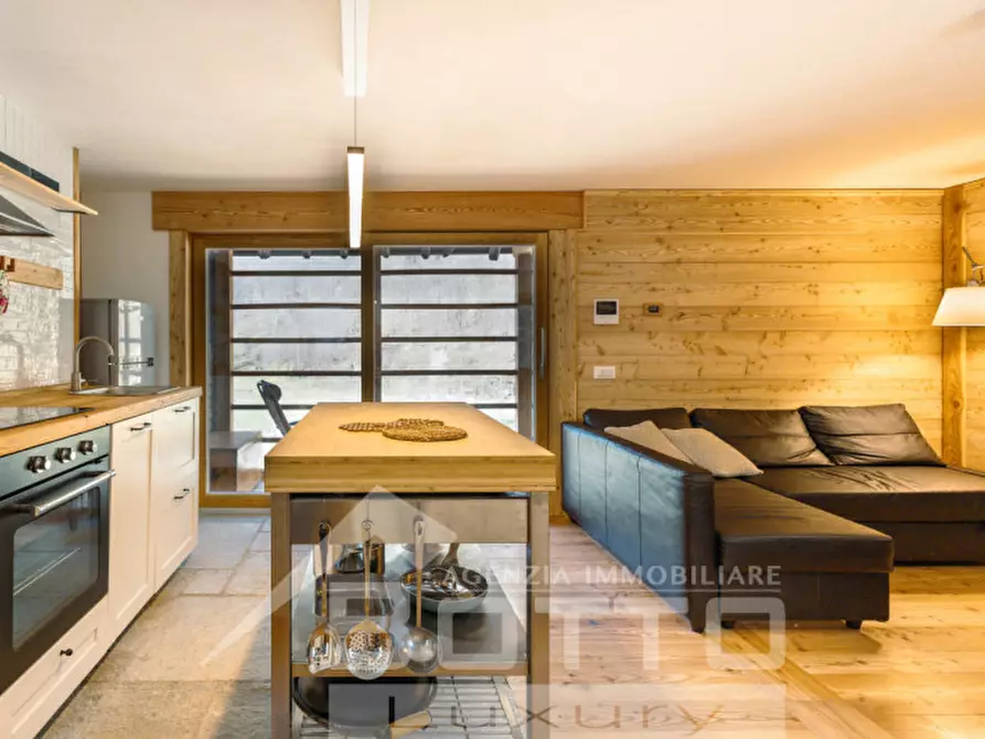 Immagine 6 di Appartamento in vendita  in Località Camproso 1 a Campertogno