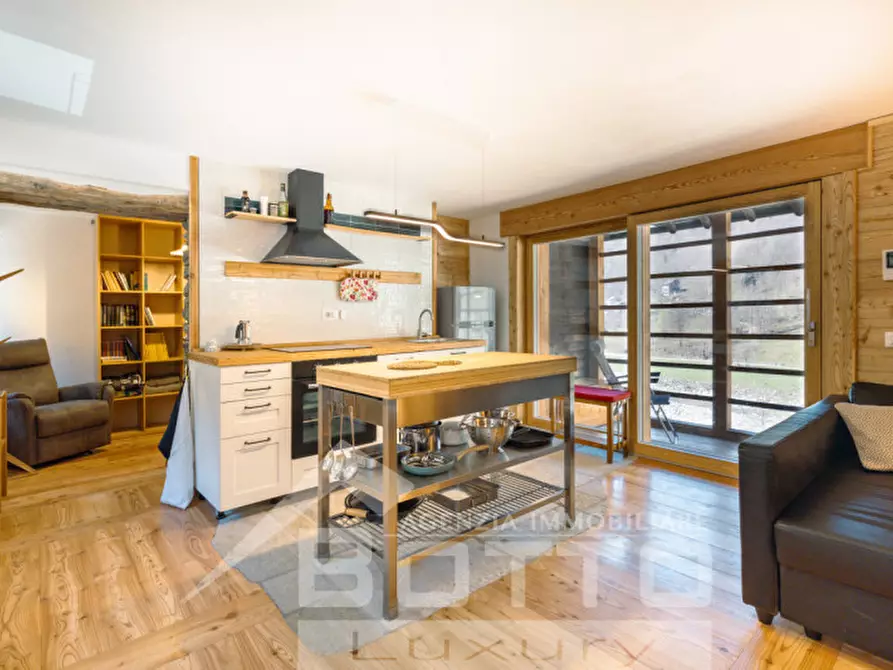 Immagine 9 di Appartamento in vendita  in Località Camproso 1 a Campertogno