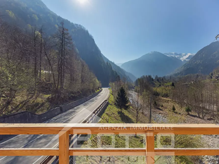 Immagine 17 di Appartamento in vendita  in Località Camproso 1 a Campertogno