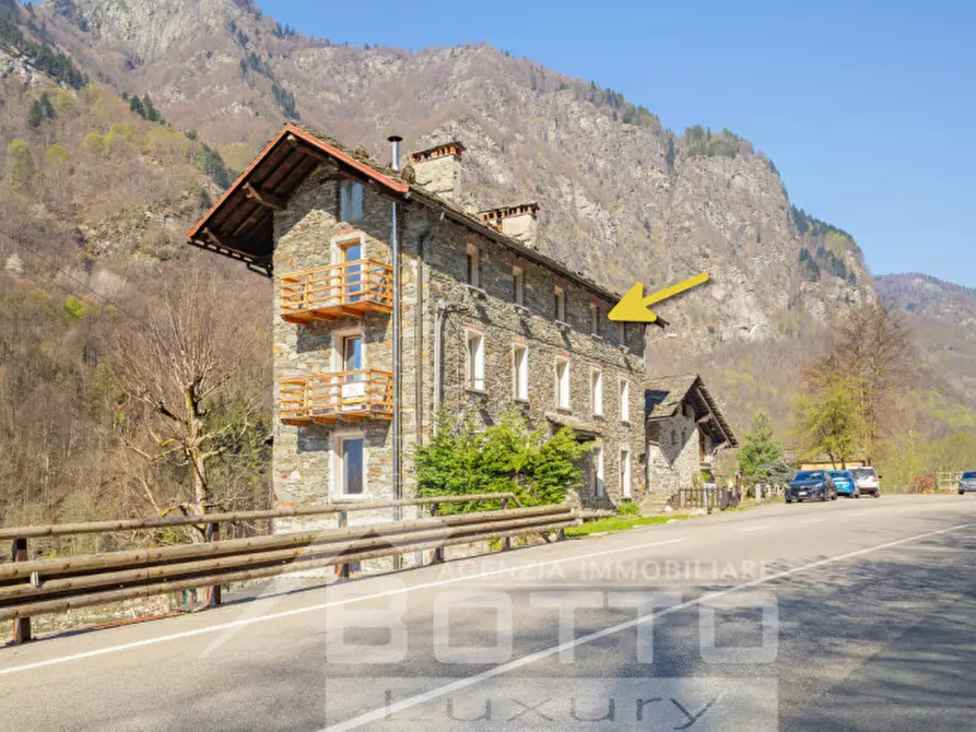 Immagine 21 di Appartamento in vendita  in Località Camproso 1 a Campertogno