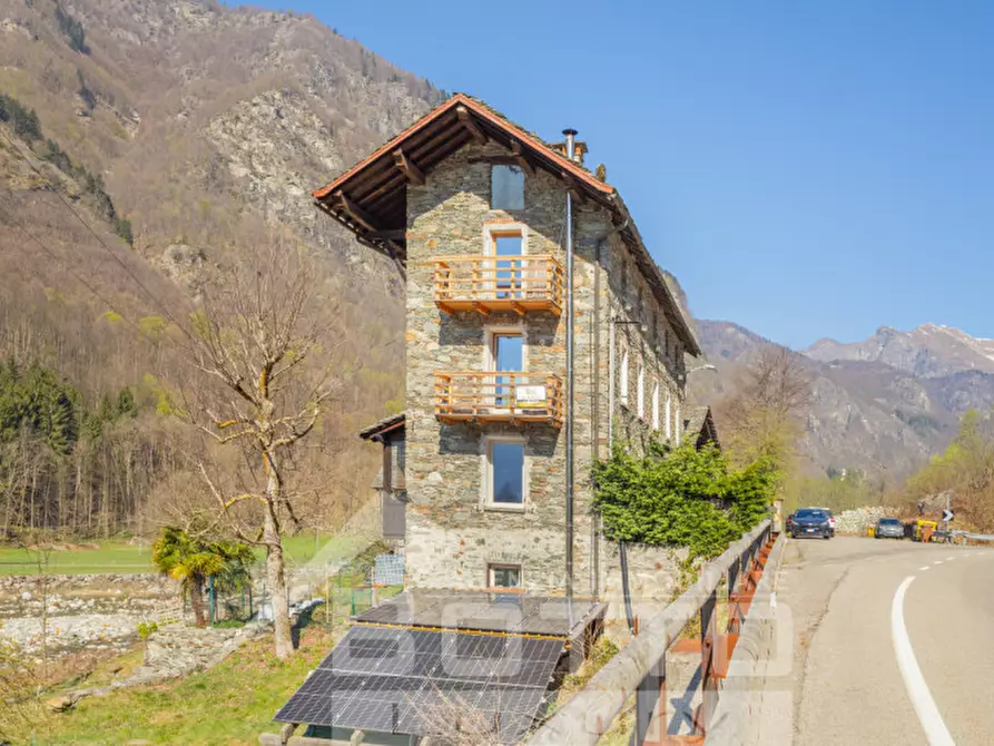 Immagine 22 di Appartamento in vendita  in Località Camproso 1 a Campertogno
