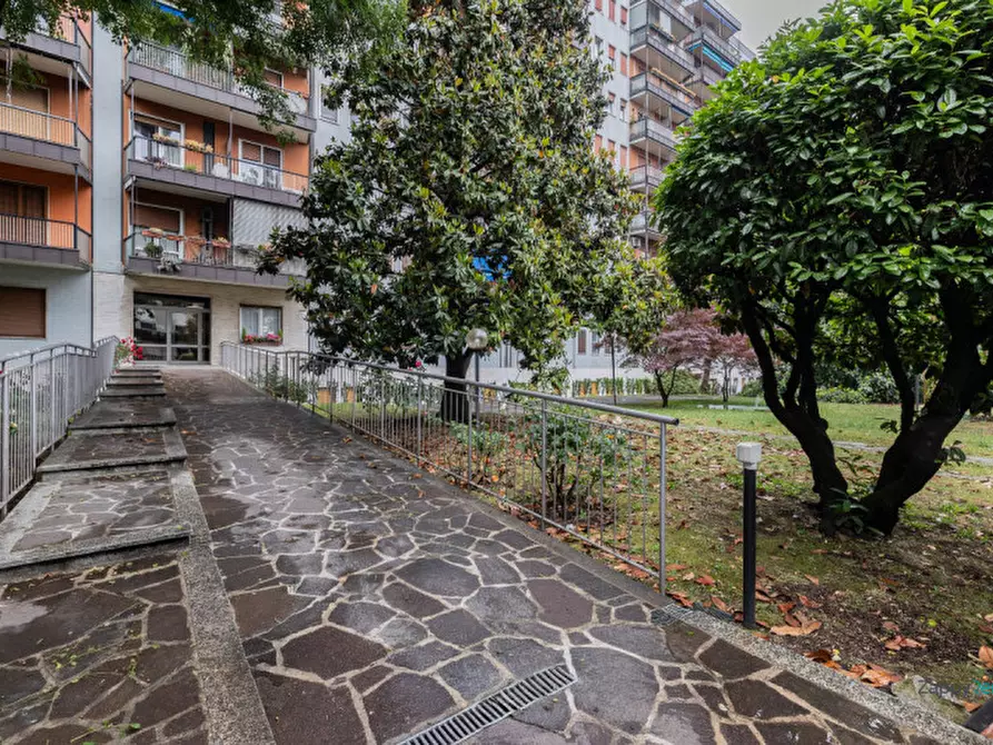 Immagine 27 di Appartamento in affitto  in Via Temistocle Calzecchi, 10 a Milano