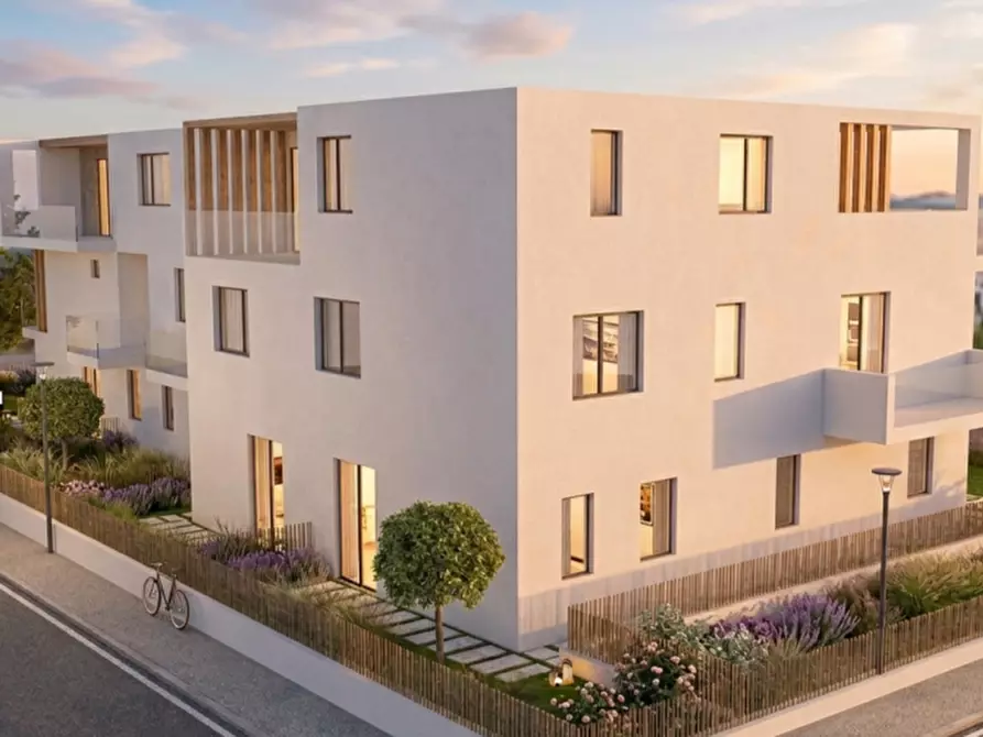 Immagine 1 di Appartamento in vendita  in via alessandro maggini 190 a Ancona