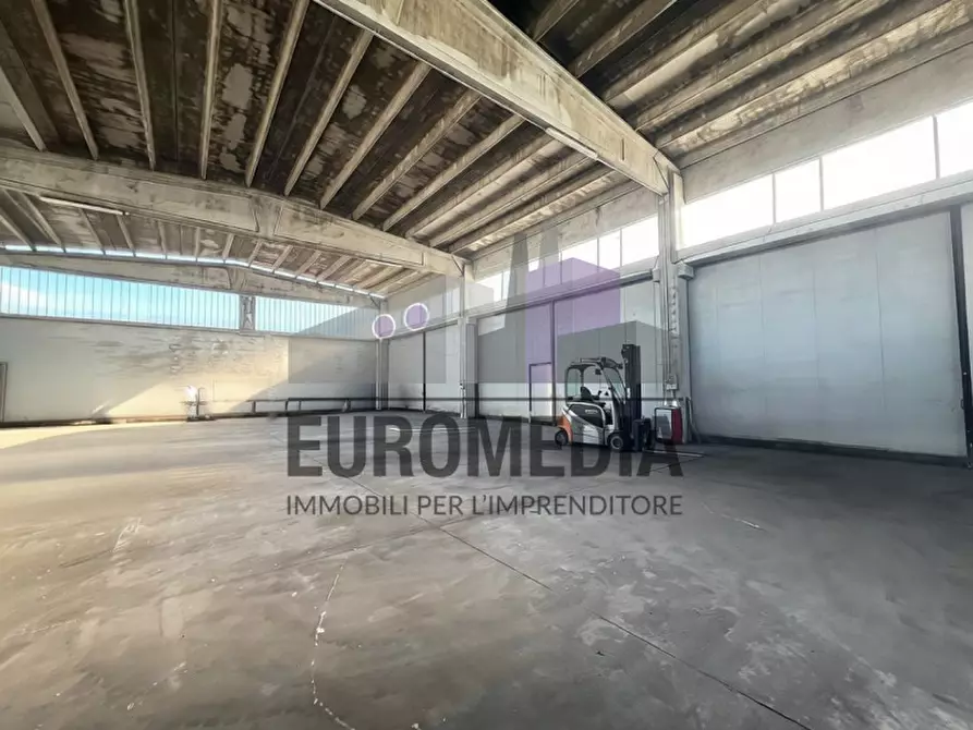 Immagine 4 di Capannone industriale in affitto  in Via Roma a Lonigo