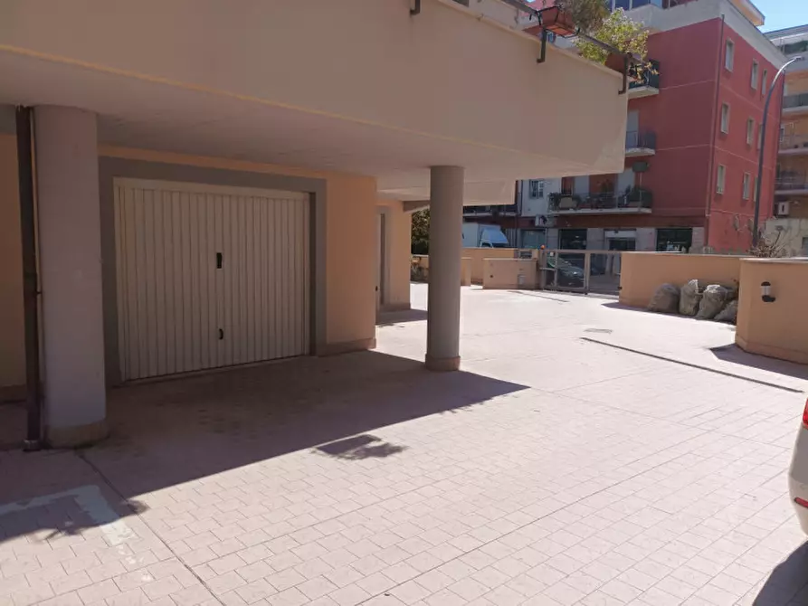 Immagine 5 di Posto auto in vendita  in Via Bardet 54 a Pescara
