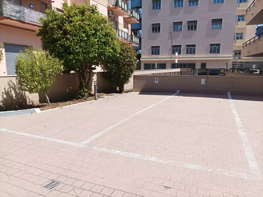 Immagine 8 di Posto auto in vendita  in Via Bardet 54 a Pescara