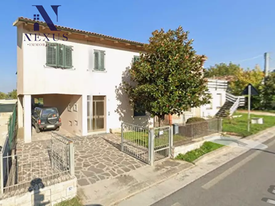 Immagine 1 di Casa bifamiliare in vendita  in Via Ponte Metauro 82 a Colli Al Metauro