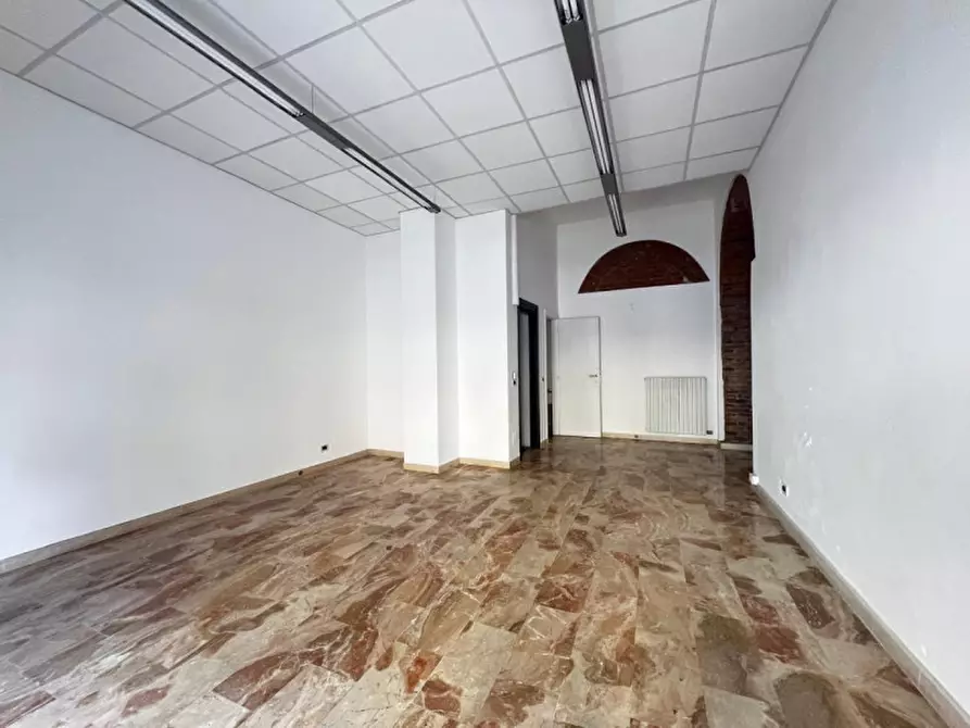 Immagine 5 di Attività commerciale in vendita  in Via San Faustino a Brescia