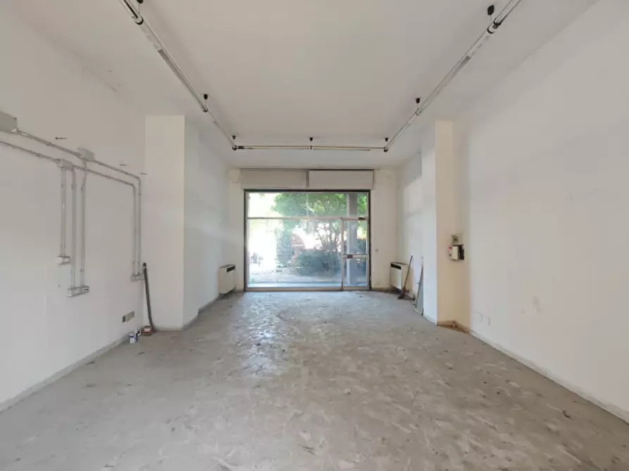 Immagine 10 di Negozio in vendita  in Piazza di Porta San Felice a Bologna