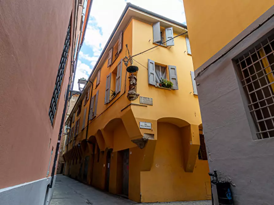 Immagine 2 di Camera in affitto  in Via Valdonica a Bologna