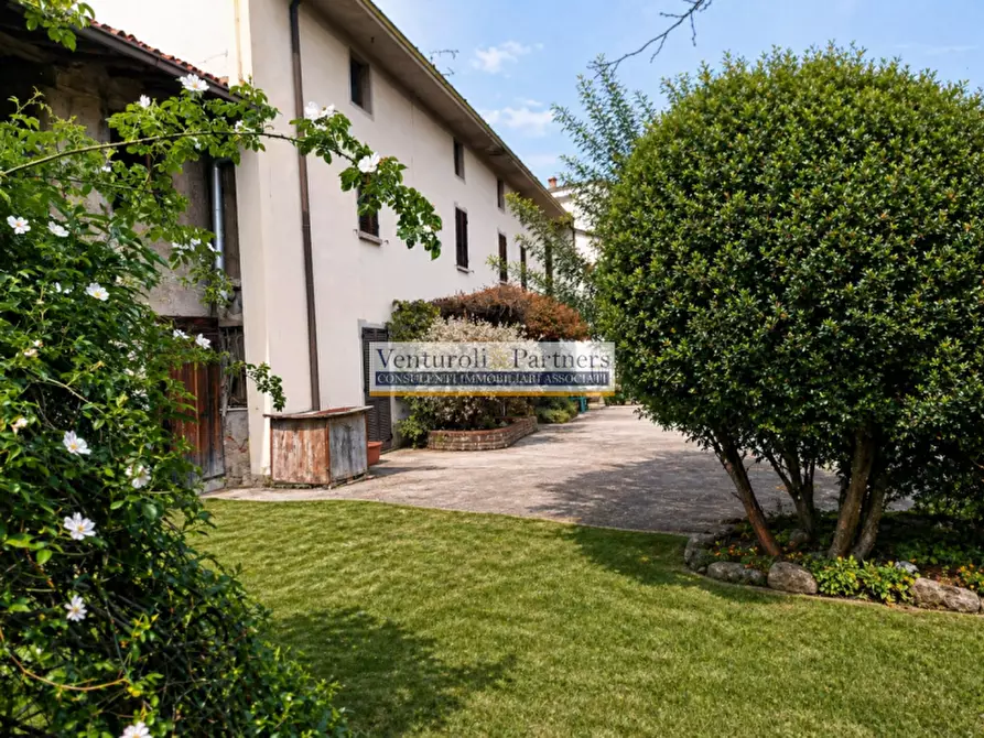 Immagine 1 di Rustico / casale in vendita  in Via Guglielmo Marconi a Montichiari