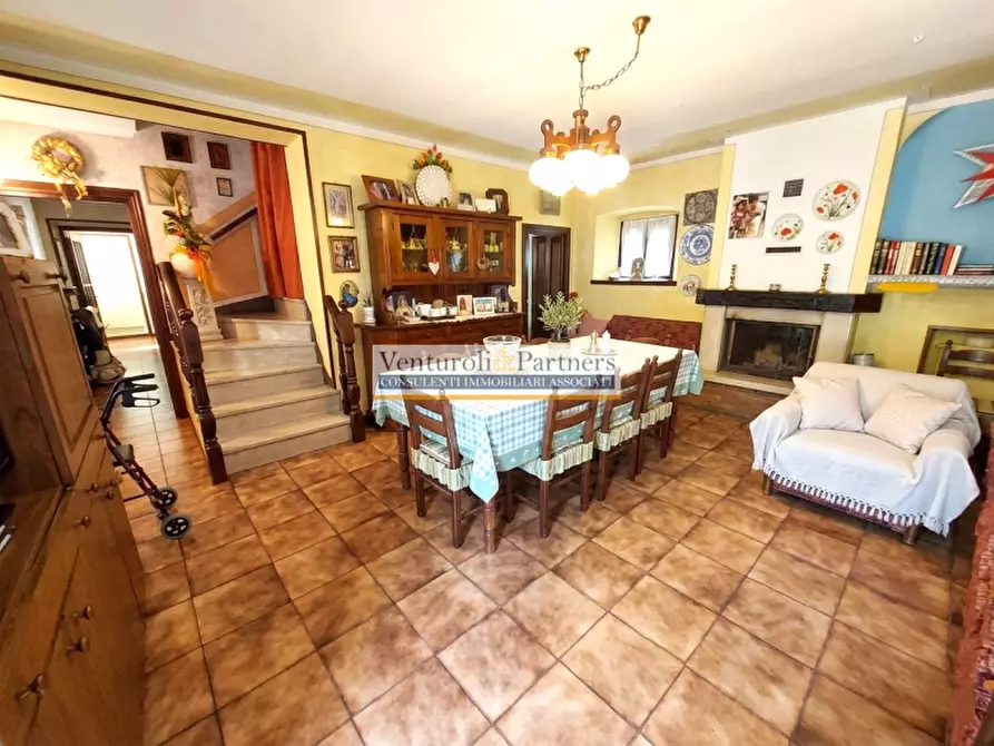 Immagine 5 di Rustico / casale in vendita  in Via Guglielmo Marconi a Montichiari