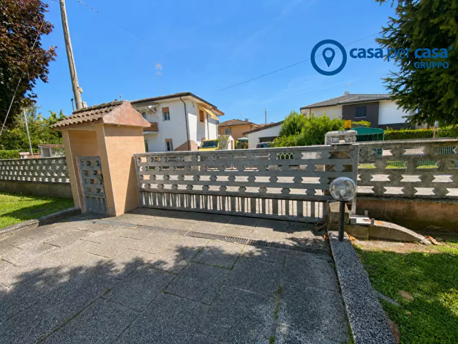 Immagine 52 di Casa bifamiliare in vendita  in Via Treviso a Taglio Di Po