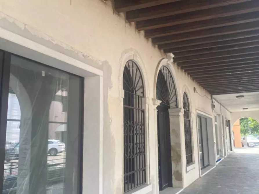 Immagine 2 di Ufficio in affitto  a Piove Di Sacco
