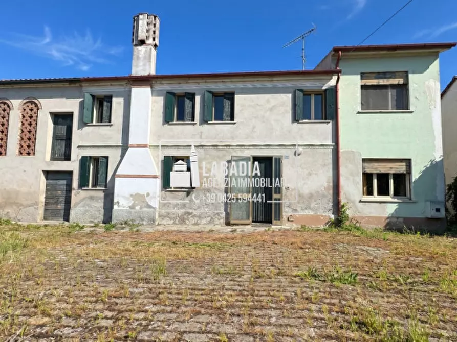 Immagine 3 di Casa indipendente in vendita  in Via Madonnina 1514 a Giacciano Con Baruchella