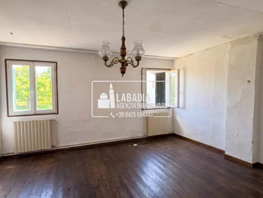 Immagine 19 di Casa indipendente in vendita  in Via Madonnina 1514 a Giacciano Con Baruchella
