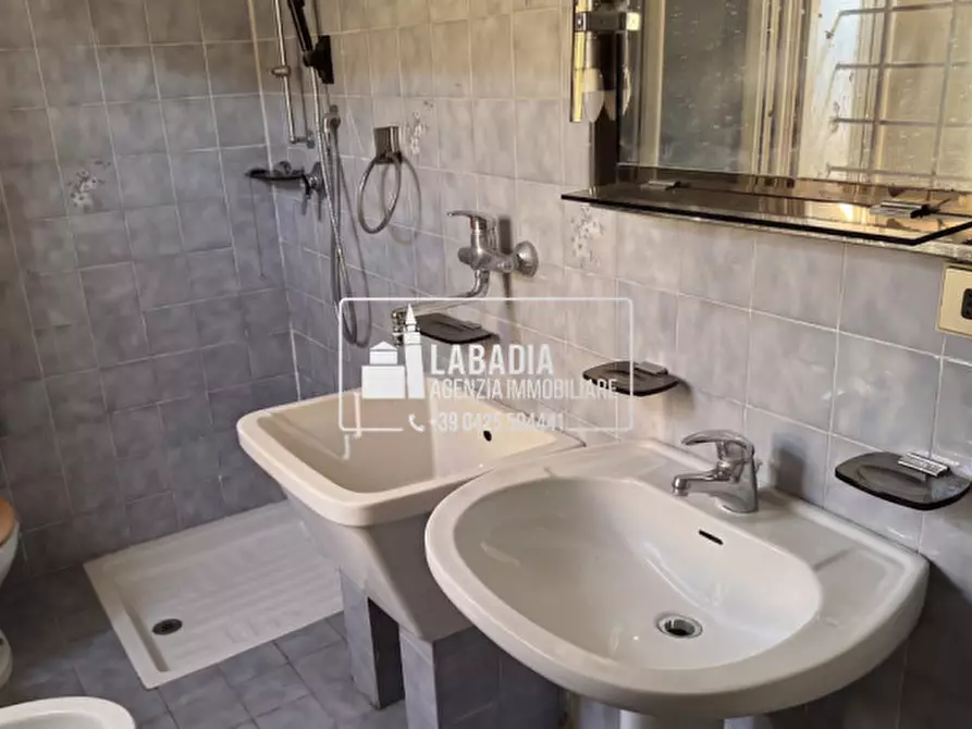 Immagine 21 di Casa indipendente in vendita  in Via Madonnina 1514 a Giacciano Con Baruchella