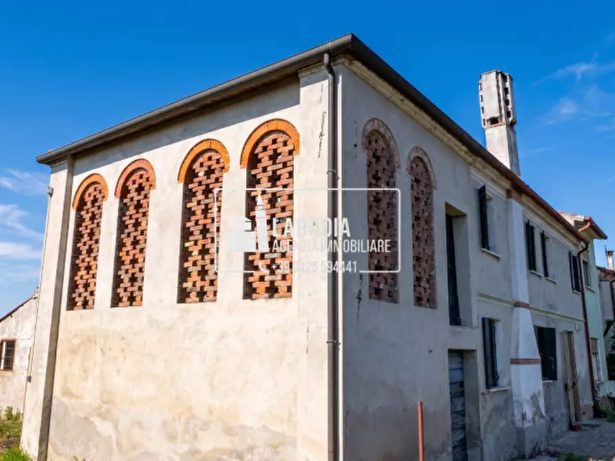 Immagine 22 di Casa indipendente in vendita  in Via Madonnina 1514 a Giacciano Con Baruchella