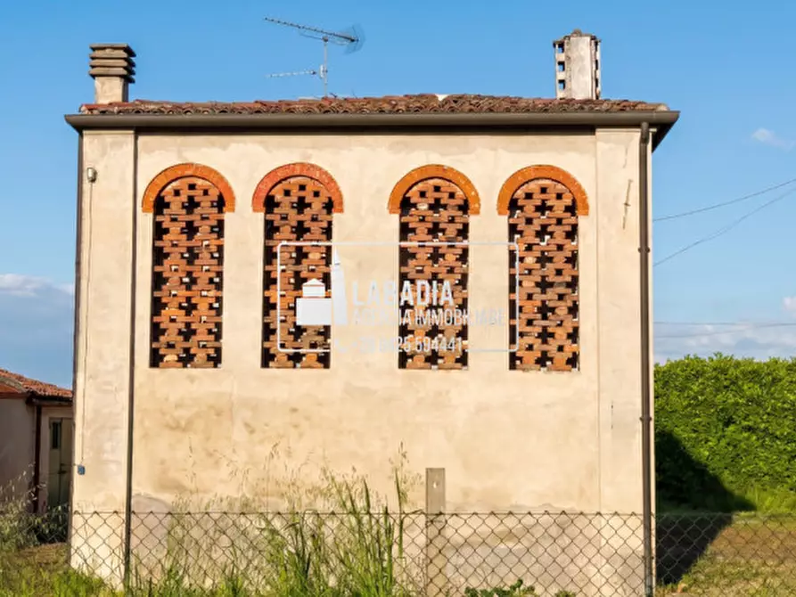 Immagine 51 di Casa indipendente in vendita  in Via Madonnina 1514 a Giacciano Con Baruchella