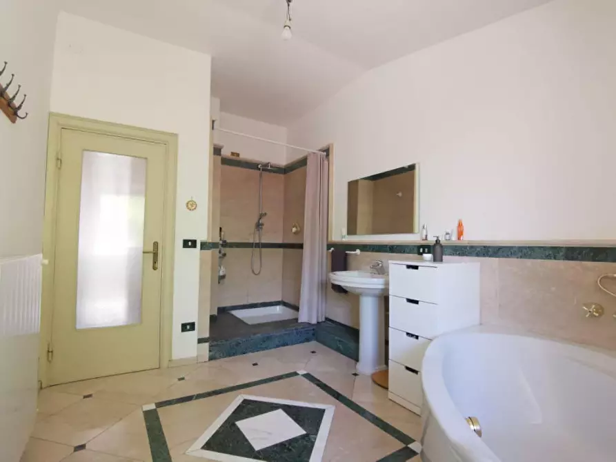 Immagine 12 di Casa trifamiliare in vendita  in Via Vittorio Veneto 4 a Collebeato