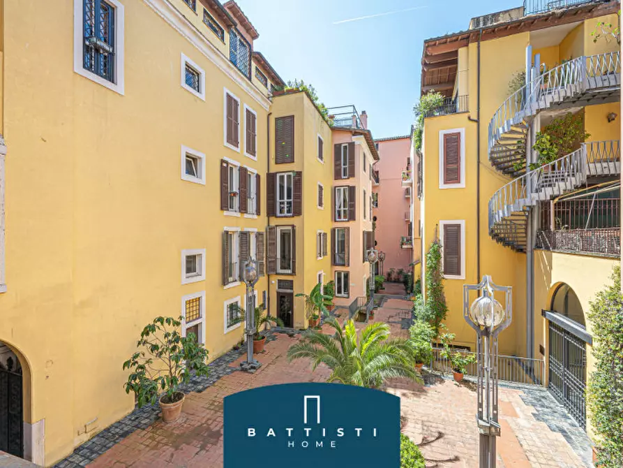 Immagine 9 di Ufficio in vendita  in Via di San Giacomo a Roma